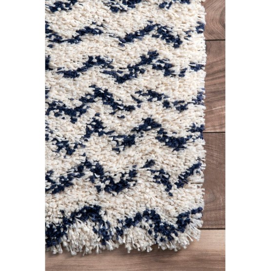 Cuellar Chevron Shag Area Rug, 4x6, Navy